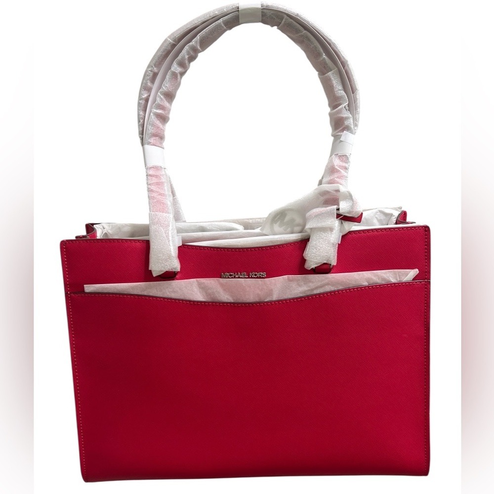 Dark Raspberry Jet Set Travel Large Saffiano Leather Tote Bag - Picture 2 of 4